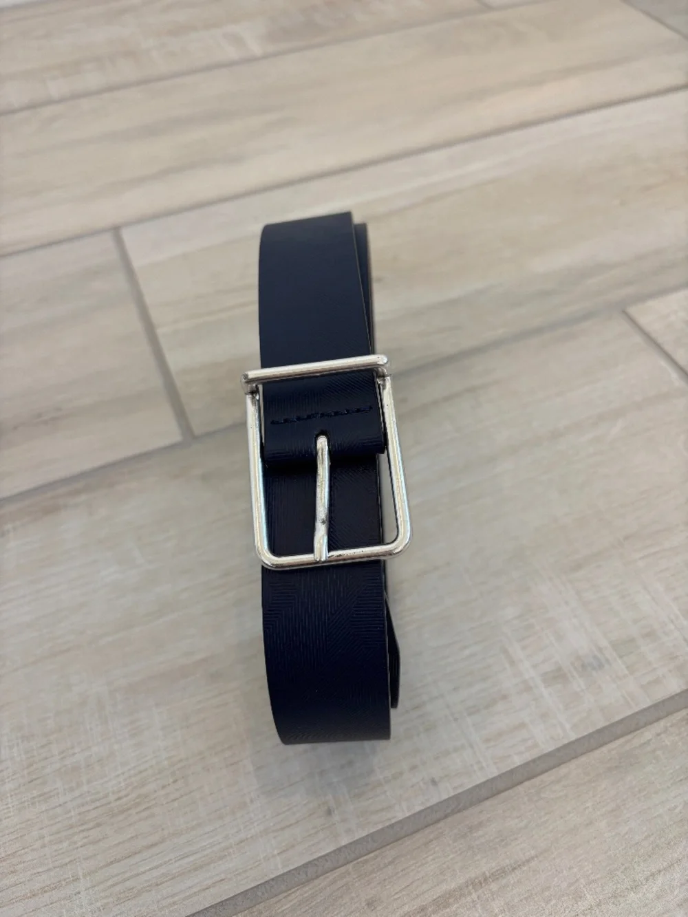 NWT Joseph Abboud Italy Genuine Leather Belt - Silver Buckle, Navy, Sz 34